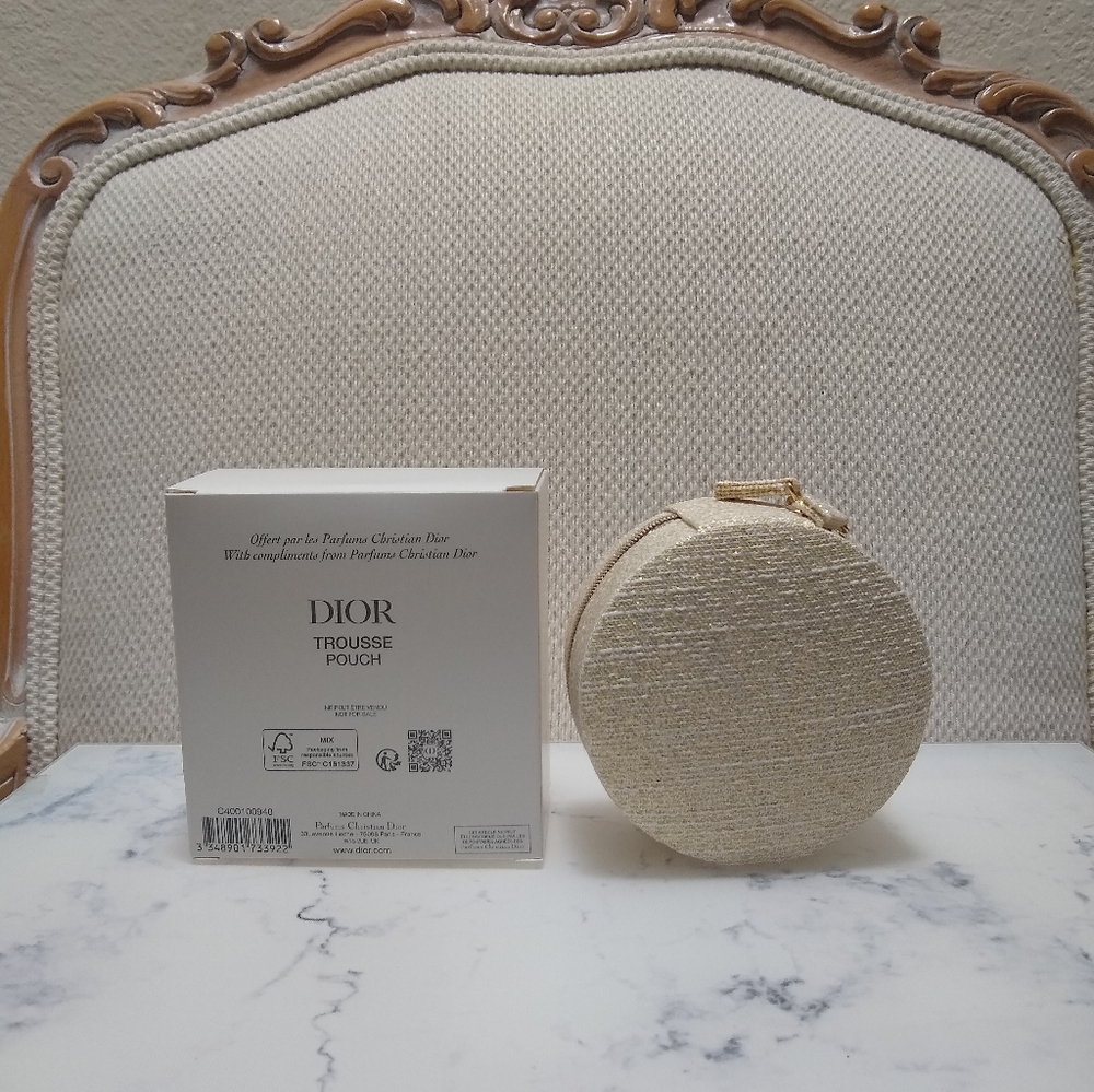 Christian Dior Vanity Pouch Jewelry Case Accessory Make-up Holiday Novelty 2024 - Picture 2 of 10